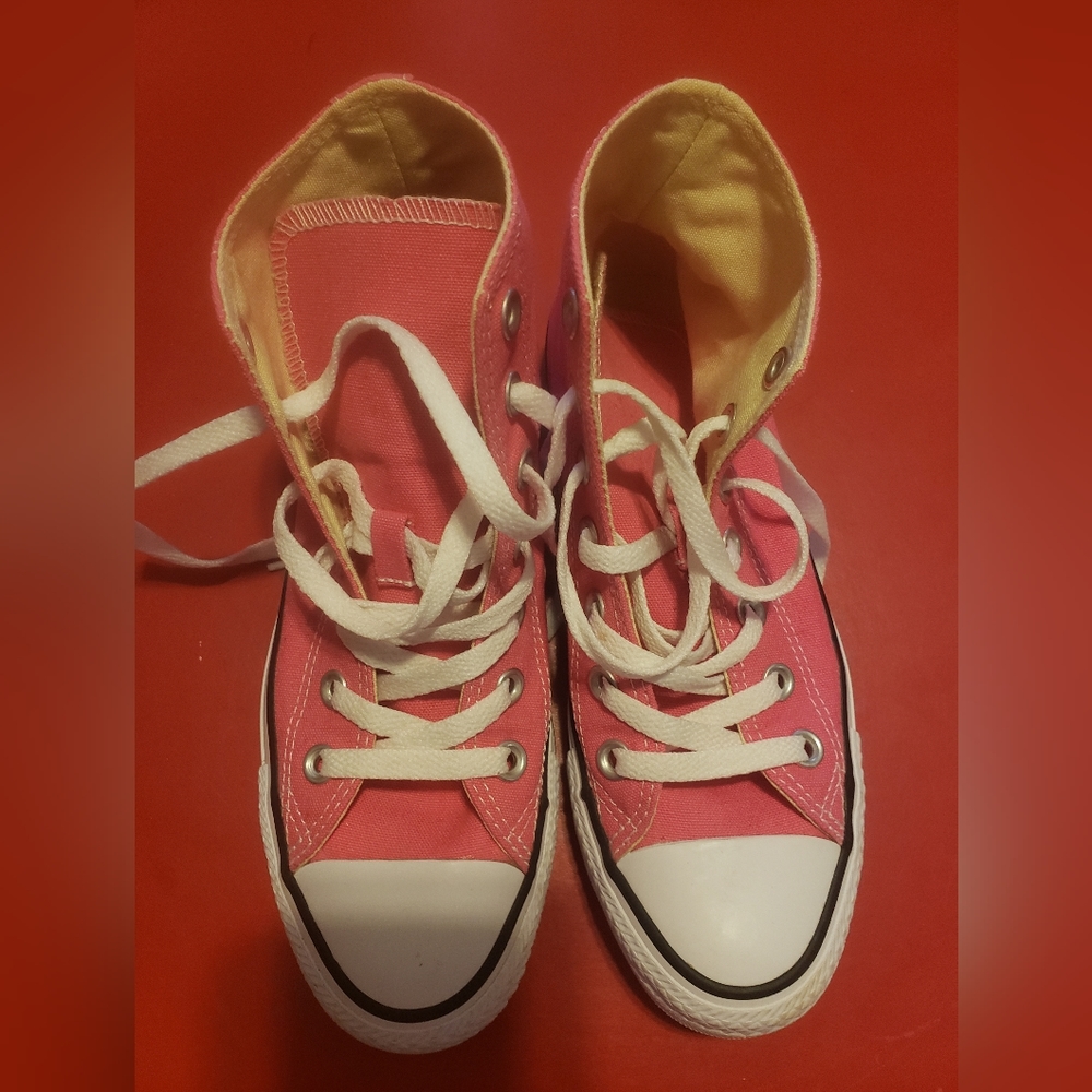 Pink Hightop Converse Size W6